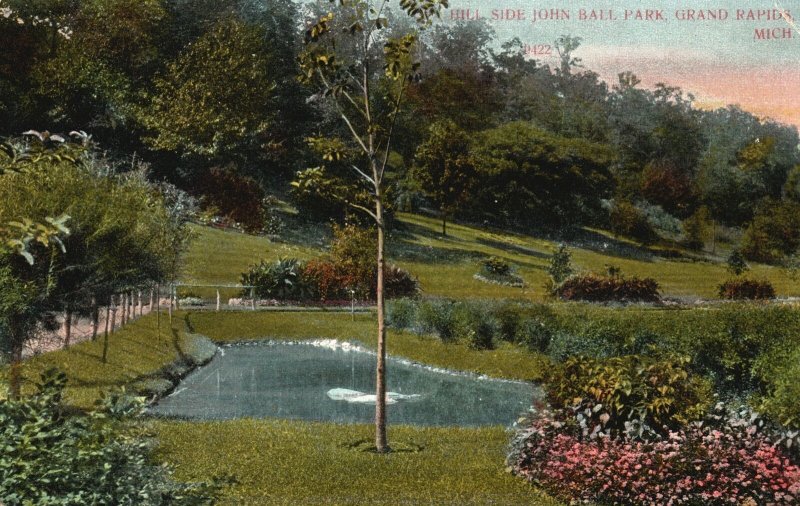 Vintage Postcard 1910 Hill Side John Ball Park Grand Rapids Michigan