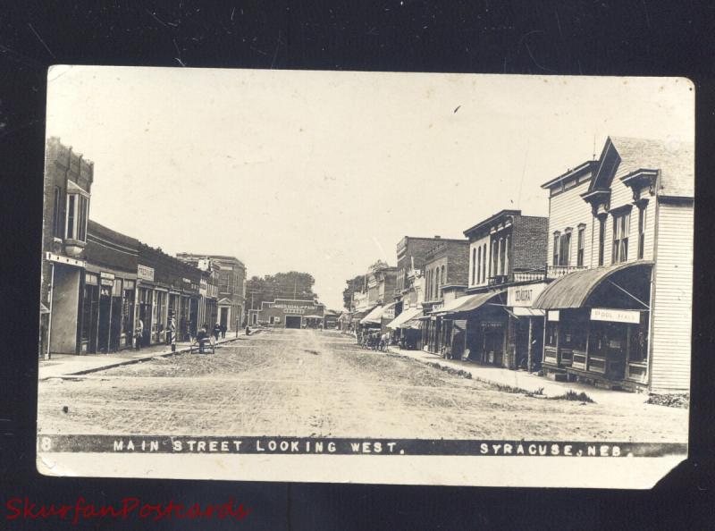 SYRACUSE NEBRASKA DOWNTOWN MAIN STREET SCENE VINTAGE REAL PHOTO POSTCARD