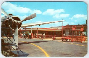 1950's DELAWARE NEW CASTLE COUNTY AIRPORT MODERN TERMINAL BUILDING POSTCARD