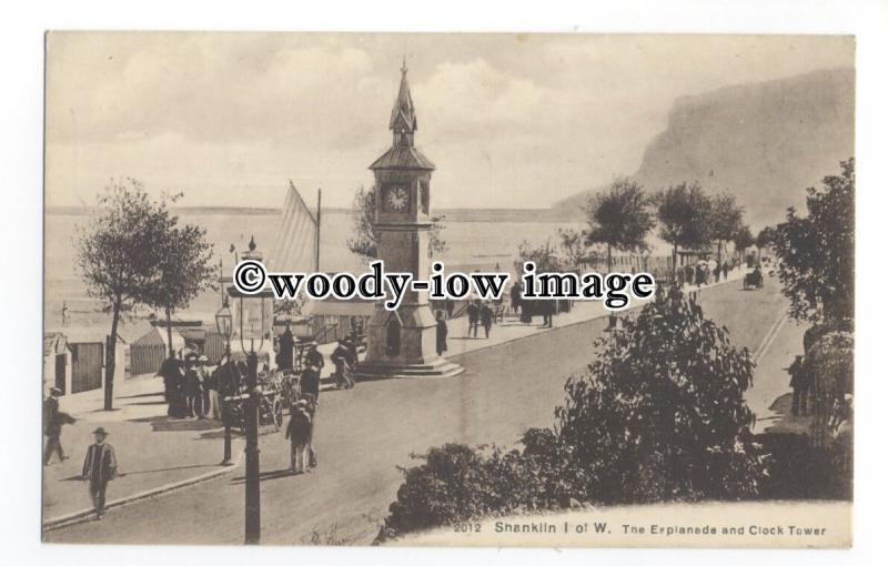 h1649 - Isle of Wight - The Clock Tower along Shanklin Esplanade - Postcard