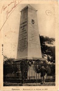 CPA ÉPERNON - Monument de la Défense de 1870 (385764)