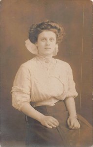 REFINED WOMAN WITH HIGH COLLAR BLOUSE~1910s REAL PHOTO POSTCARD