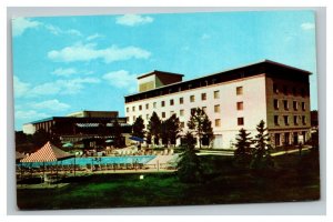 Vintage 1960's Postcard The Drake OakBrook Hotel York & Cermak Road Oak Brook IL