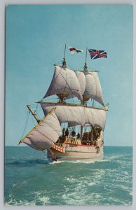 Ship~Chesapeake Bay~Susan Constant under Full Sail~Vintage Postcard 