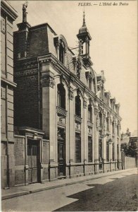 CPA Flers L'Hotel des Postes FRANCE (1053900)