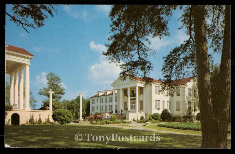 Belhaven College - Fitzhugh Hall and Preston Hall