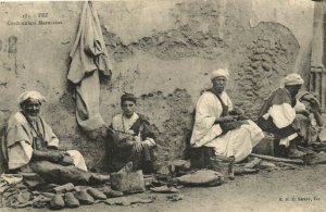 PC MOROCCO, FEZ, CORDONNIERS MAROCAINS, Vintage Postcard (b29374)