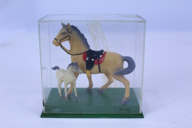 2 Toy Horses Figurines Vintage Collectible