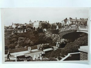 Pier Approach & Bridge Clacton on Sea Essex Vintage RP Postcard 1939 Animated