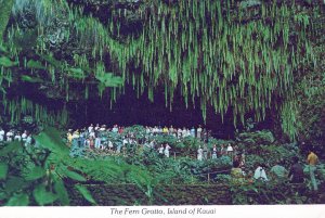 VINTAGE POSTCARD CONTINENTAL SIZE THE FERN GROTTO ISLAND OF KAUAI HAWAII