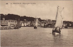 CPA TROUVILLE-sur-MER Depart pour la Peche (1228255)