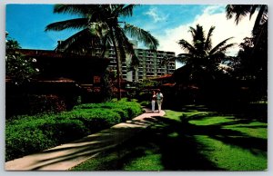 Maui Hawaii~Royal Lahaina Resort Path Scene @ Kaanapali Beach~Vintage Postcard
