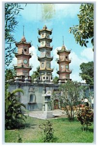 1967 Kaiyuan Temple in Tainan Chinese Structure in Taiwan Posted Postcard