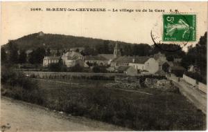 CPA St-RÉMY-les-CHEVREUSE - Le village vu de la Gare (358940)