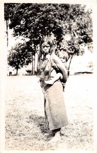 J68/ Foreign RPPC Postcard c1940s Africa? Native Woman Holding Child 249