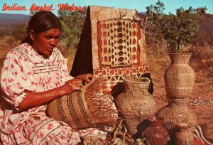 VINTAGE CONTINENTAL SIZE POSTCARD NATIVE AMERICAN INDIAN BASKET MAKER