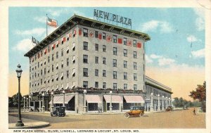 ST LOUIS, Missouri MO    NEW PLAZA HOTEL & Street View~Cars   ca1920's Postcard