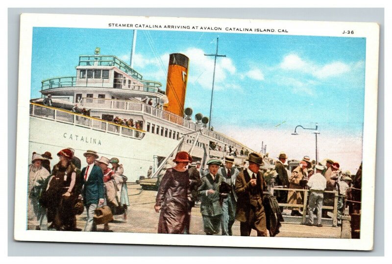 Vintage 1930's Postcard Steamer Catalina Arriving Avalon Catalina Island CA