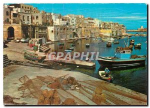 Postcard Modern Malta St Julians Fishermans net and boats in this delightful ...