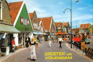 BR85149 groeten uit volendam netherlands types costumes folklore