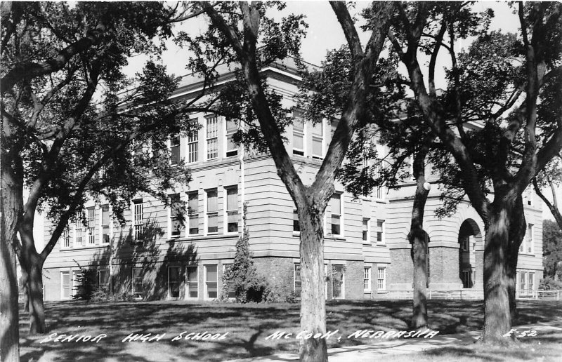 F53/ McCook Nebraska RPPC Postcard c1940s Senior High School