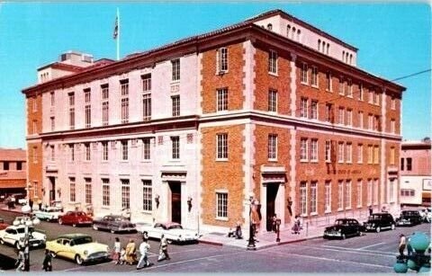 US Post Office and Federal Building Tucson w Old Cars Arizona Postcard