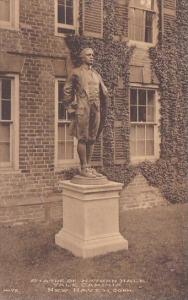 Connecticut New Haven Statue Of Nathan Hale Yale Campus