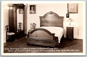 Hyde Park New York 1954 RPPC Real Photo Postcard Bedroom Franklin D Roosevelt