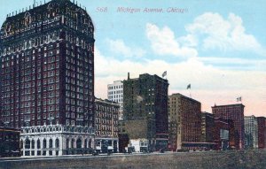 VINTAGE POSTCARD PANORAMIC STREET SCENE OF MICHIFAN AVENUE CHICAGO c. 1912