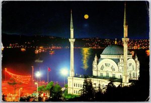 Istanbul Ve Guzellirkleri Dolmabahca Mosque And Bosphurus Turkey Postcard