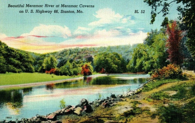 Vintage Beautiful Meramac River At Meramac Caverns Stanton, Mo. Postcard F98 