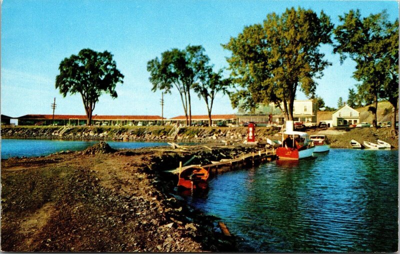 Sand Bar Motel & Restaurant Lake Champlain Hero Vermont Chrome WOB Postcard 