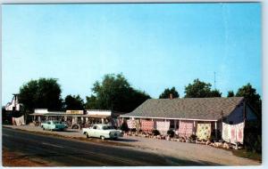 near BRANSON, Missouri MO  Roadside  RANTZ'S GIFT SHOP ca 1950s Postcard