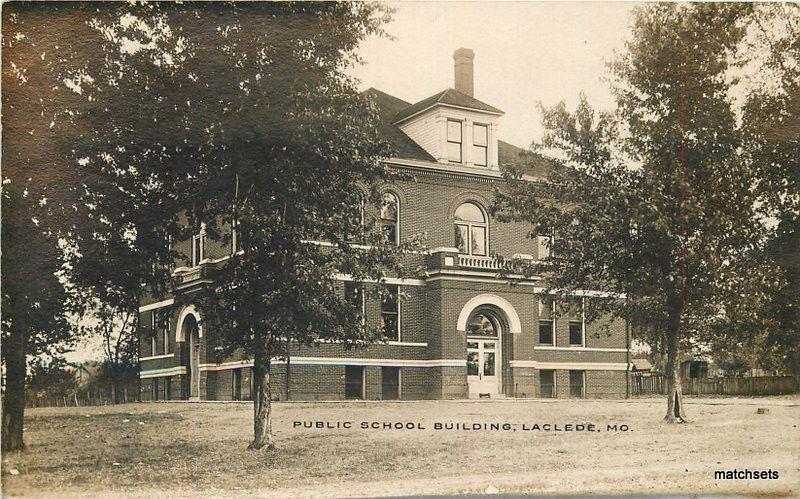 C-1940s Public School Building LA CLEDE MISSOURI RPPC real photo postcard 12601