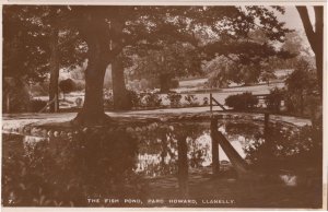 Fish Pond Parc Howard Llanelly Old Real WW2 Photo Welsh Postcard