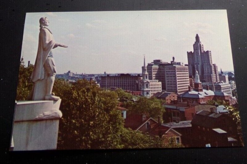 UNUSED  POSTCARD - ROGER WILLIAMS STATUE, PROSPECT TERRACE, PROVIDENCE, R.I.