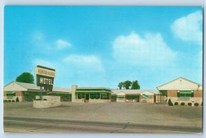 Cincinnati Ohio Postcard Kenton Manor Motel Roadside View Building 1960 Vintage