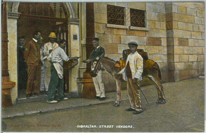 92265 - GIBRALTAR - VINTAGE   POSTCARD -  STREET  VENDORS Petit metiers