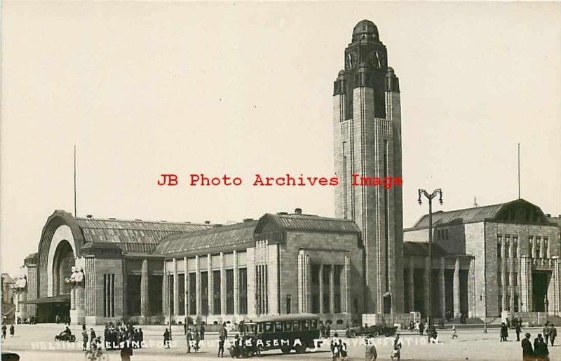 Finland, Helsinki, RPPC, Railroad Station, Bus, Photo 