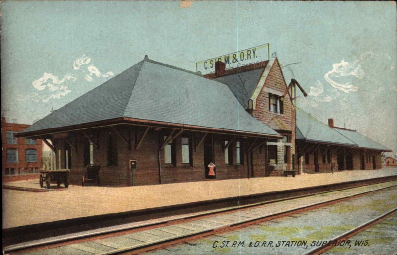 Superior WI C.St.P.M&O RR Train Station Depot c1910 Rotograph Postcard