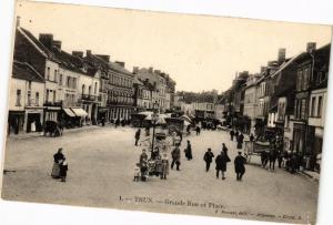 CPA TRUN - Grand rue et place (195285)