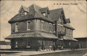 Trenton Ontario COR RR Train Station Depot c1910 Postcard