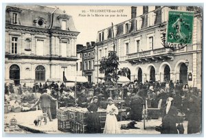 c1910 Town Hall Square On A Fair Day Villeneuve-Sur-Lot France Postcard