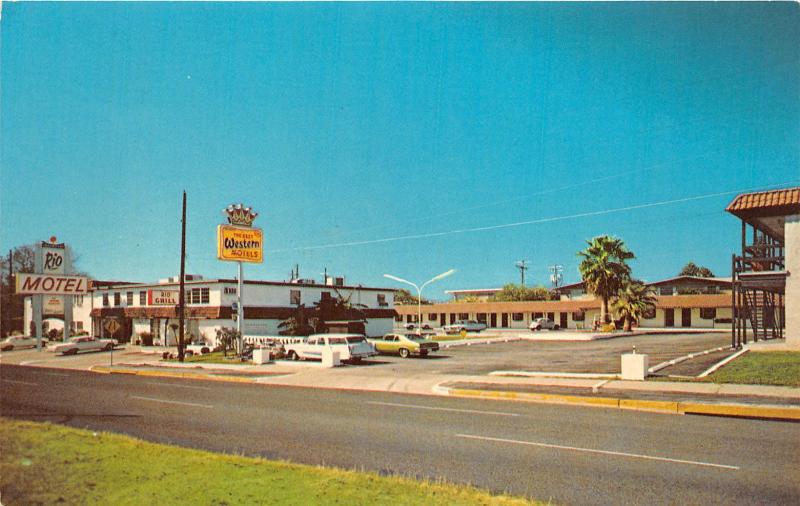Austin Texas~Rio Best Western~Rio Grill~1950s Postcard