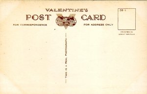 P1286 vintage valentine,s RPPC multiview dunfermline scotland