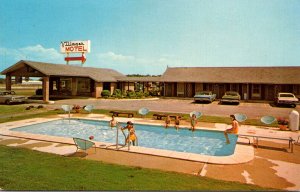 Georgia Perry The Villager Motel