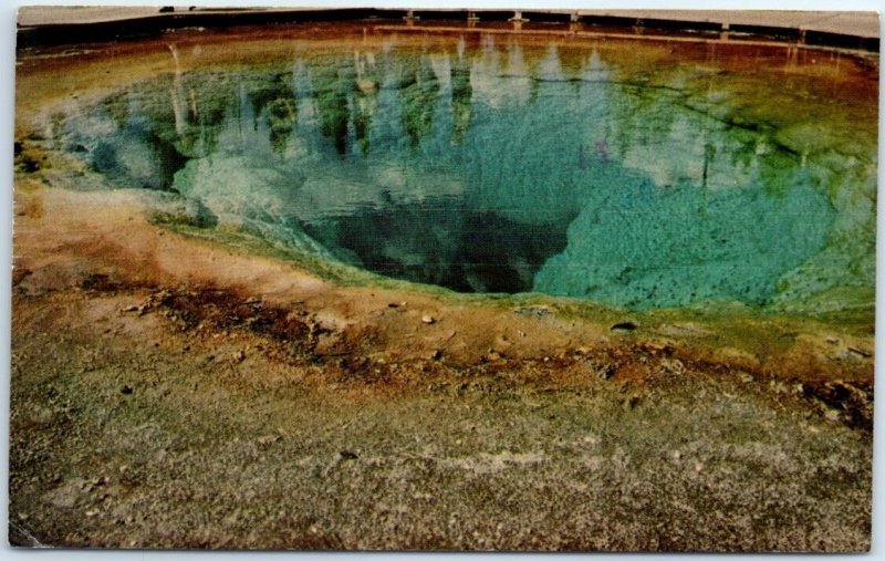 Postcard - Morning Glory Pool, Yellowstone National Park - Wyoming