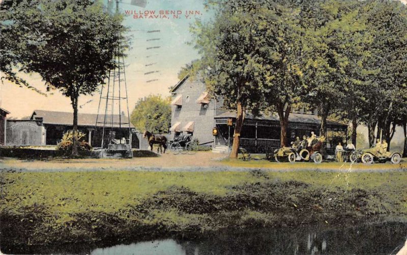 Batavia New York horse buggy cars at Willow Bend Inn antique pc BB1076