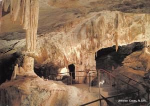 BR76502 jenolan caves n s w   broken column with procenlum arch   australia