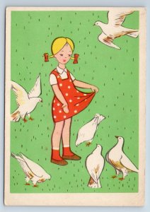 1950s LITTLE GIRL feeding PIGEONS DOVE by Trusov RARE Russian Vintage Postcard